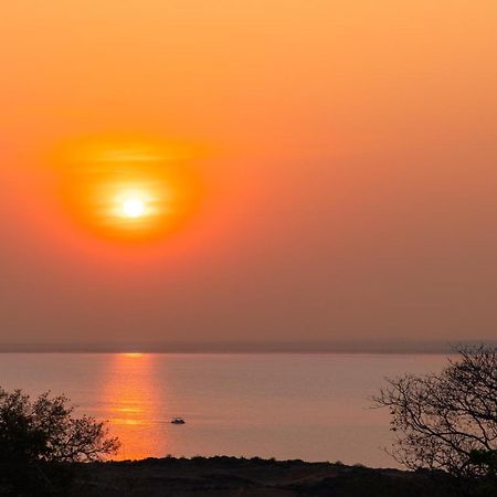Musungwa Safari Lodge Shanjungu Dış mekan fotoğraf